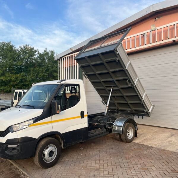 Iveco Daily 70C13 a metano ribaltabile trilaterale