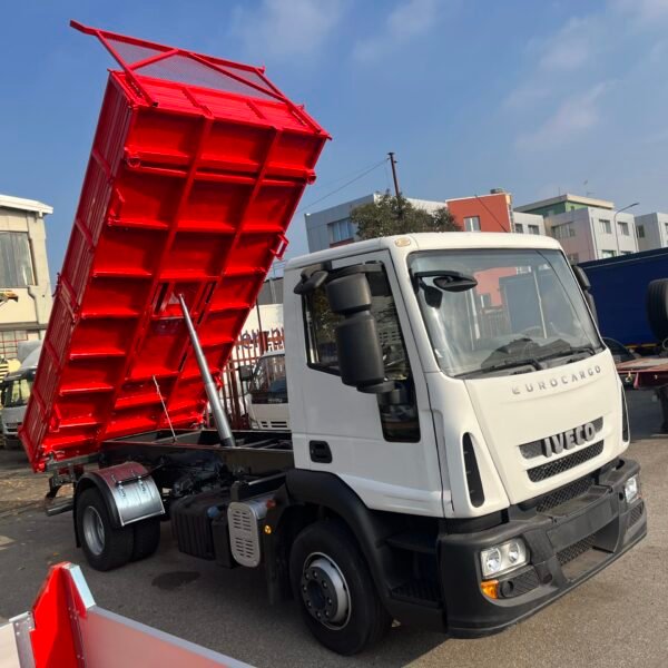 Iveco Eurocargo 140E18 ribaltabile
